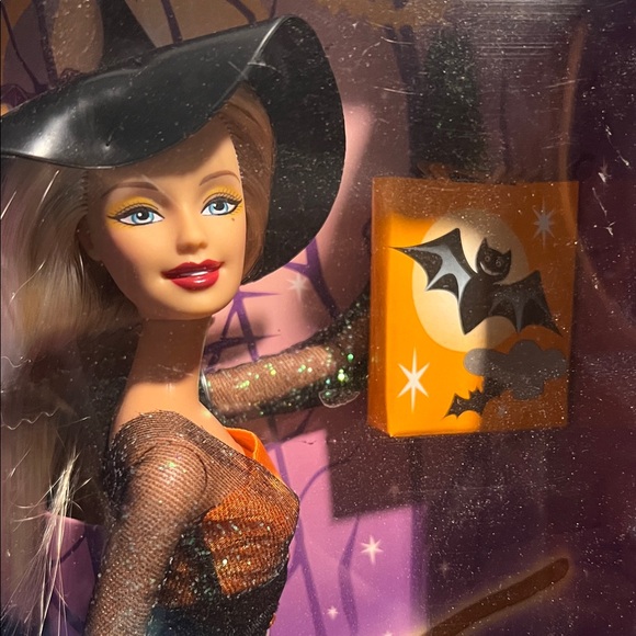 Barbie Halloween Witch Doll with Orange and Black Outfit - Picture 3 of 6
